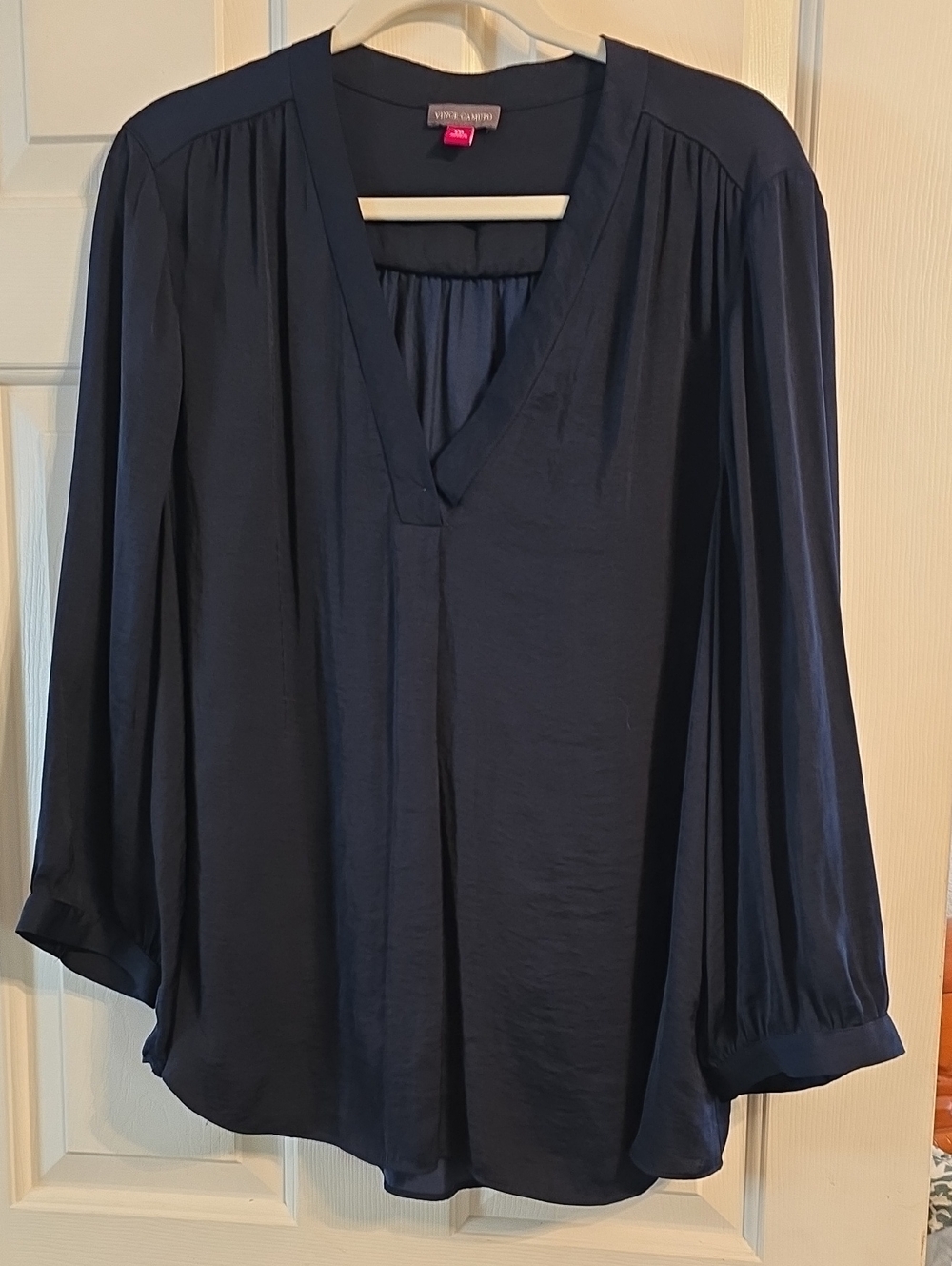 Vince Camuto Deep Navy V-Neck Long Sleeve Blouse
